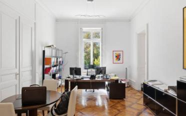 Office - image - 10