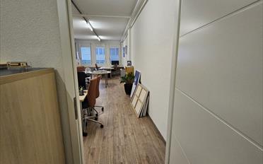 Bureau - image - 8
