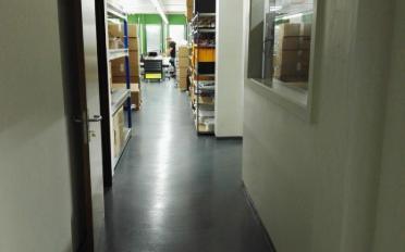Office - image - 4