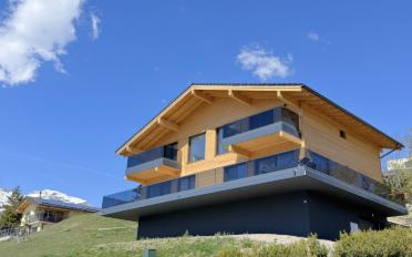 Chalet 6.5 pièces - image - 1
