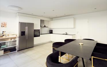 Bifamiliar house - image - 6
