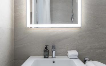Furnished flat 3 rooms - image - 6