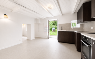 Apartment 5 rooms - image - 1