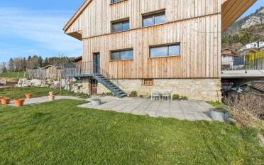 Doppeleinfamilienhaus 8.5 Zimmer - image - 9