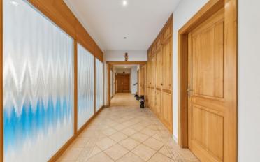 Villa 6.5 pièces - image - 4