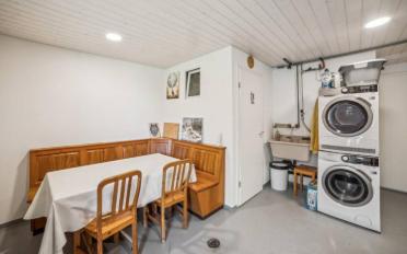 Apartment 11 rooms - image - 12