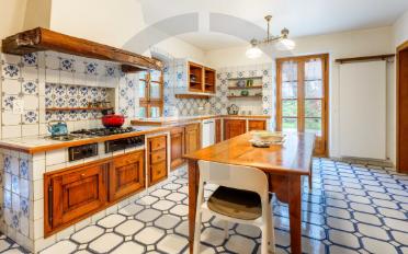 Single house 10 rooms - image - 8