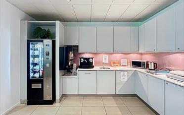 Office - image - 10