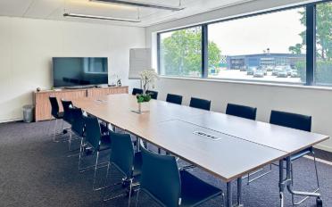 Office - image - 4