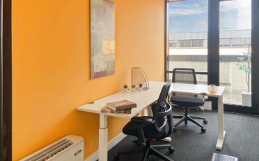 Office - image - 1