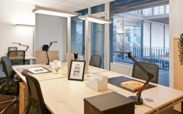 Office - image - 7