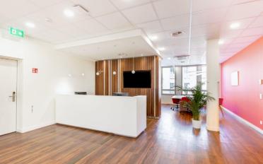 Office - image - 4