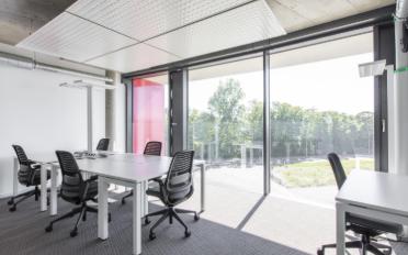 Office - image - 8