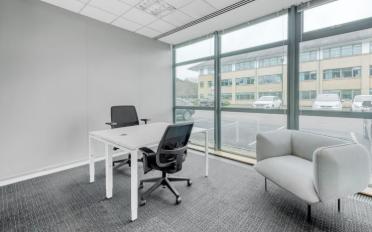 Bureau - image - 1