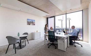 Office - image - 7