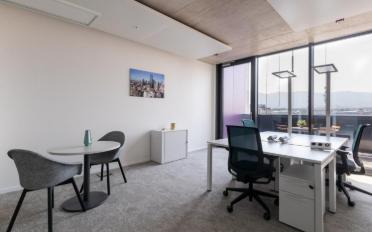 Office - image - 8