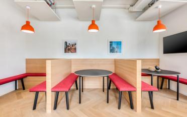 Bureau - image - 1