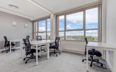 Office - image - 4