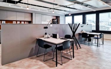 Office - image - 9