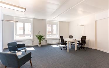 Bureau - image - 1