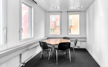 Office - image - 7