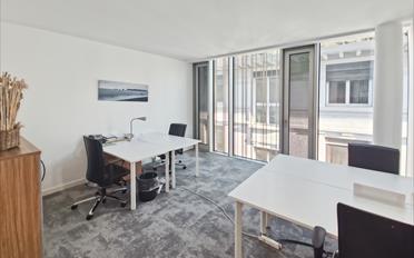 Office - image - 11