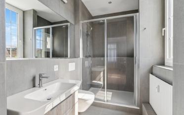 Apartment 4 rooms - image - 4