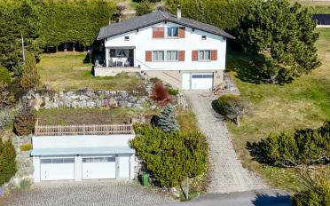 Chalet 4.5 rooms - image - 1