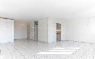 Apartment 4 rooms - image - 3