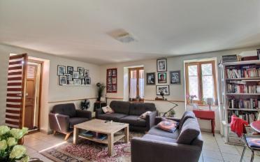 Single house 12 rooms - image - 3