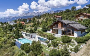 Chalet 5.5 pièces - image - 1