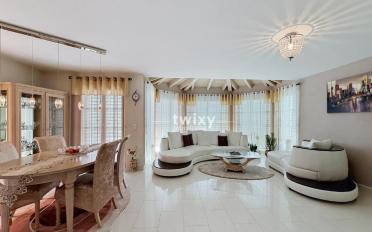 Villa 6.5 Zimmer - image - 1