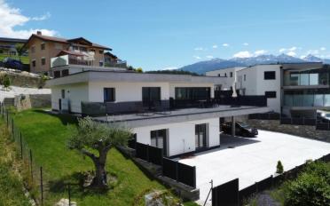 Villa 7.5 pièces - image - 1