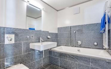 Attic flat 5.5 rooms - image - 7