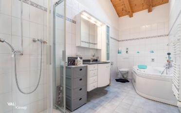 Villa 7.5 Zimmer - image - 13