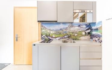 Commercial - image - 3