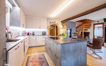 Chalet 5.5 pièces - image - 5