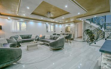 Maison 9 pièces - image - 1