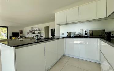 Apartment 5 rooms - image - 8