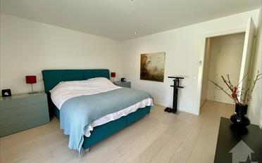 Apartment 5 rooms - image - 10