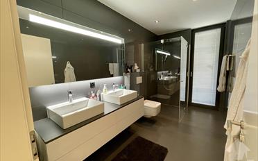 Apartment 5 rooms - image - 11