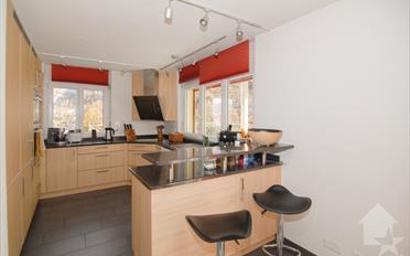 Villa 8.5 Zimmer - image - 3