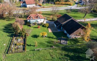 Einfamilienhaus 6.5 Zimmer - image - 2