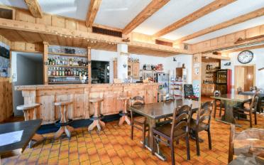 Restaurant 10 pièces - image - 1