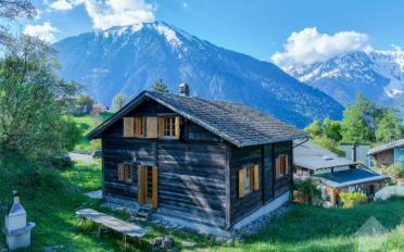 Chalet 6.5 pièces - image - 2
