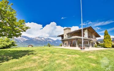 Chalet 8 pièces - image - 2