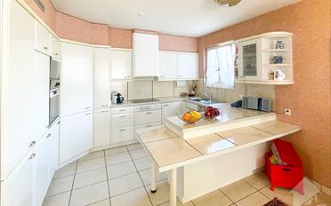 Villa 7 Zimmer - image - 9