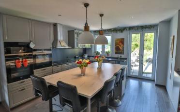 Single house 11 rooms - image - 2