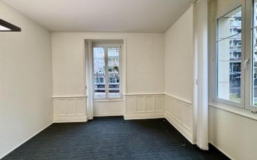 Bureau 4 pièces - image - 3