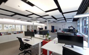 Office - image - 4